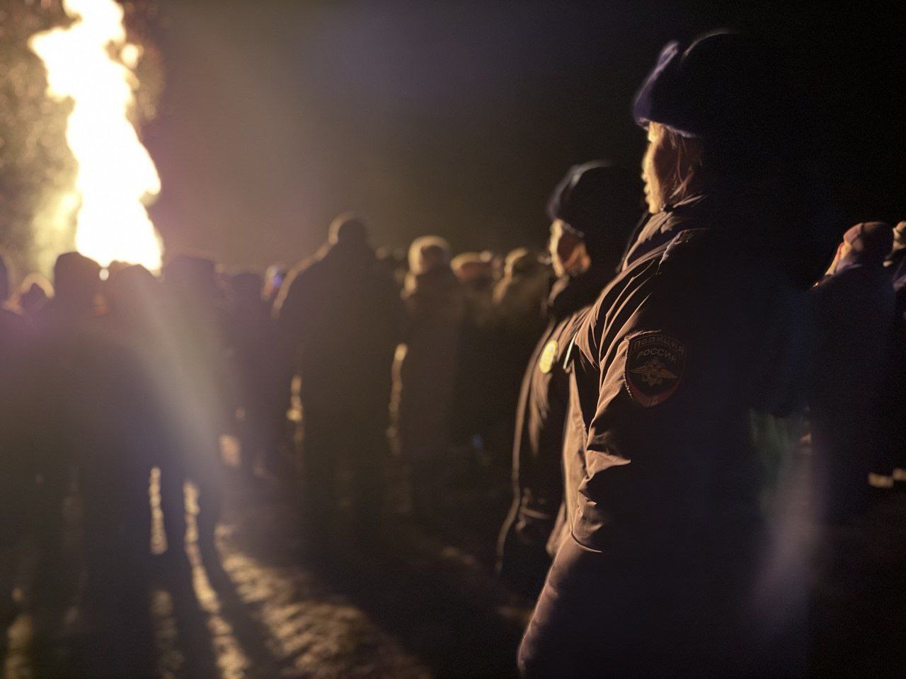 ФОТОФАКТ: Полицейские в Бурятии несут службу по охране общественного порядка в местах проведения мероприятий, посвященных празднику Сагаалгану ФОТОФАКТ: Полицейские в Бурятии несут службу по охране общественного порядка в местах проведения мероприятий, посвященных празднику Сагаалгану