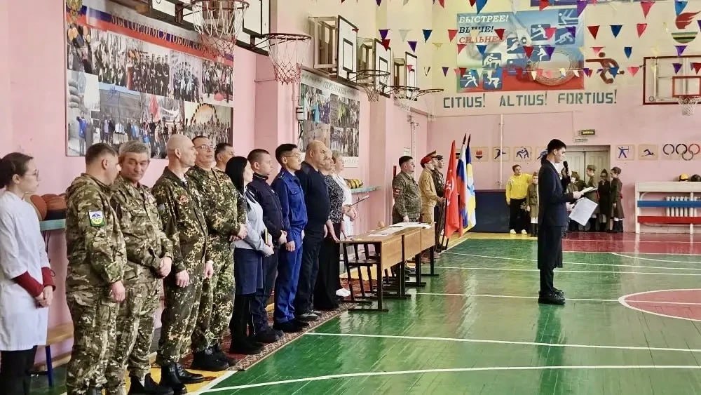 Работники прокуратуры Кабанского района провели военно-спортивные игры среди учащихся Кабанской общеобразовательной школы Работники прокуратуры Кабанского района провели военно-спортивные игры среди учащихся Кабанской общеобразовательной школы