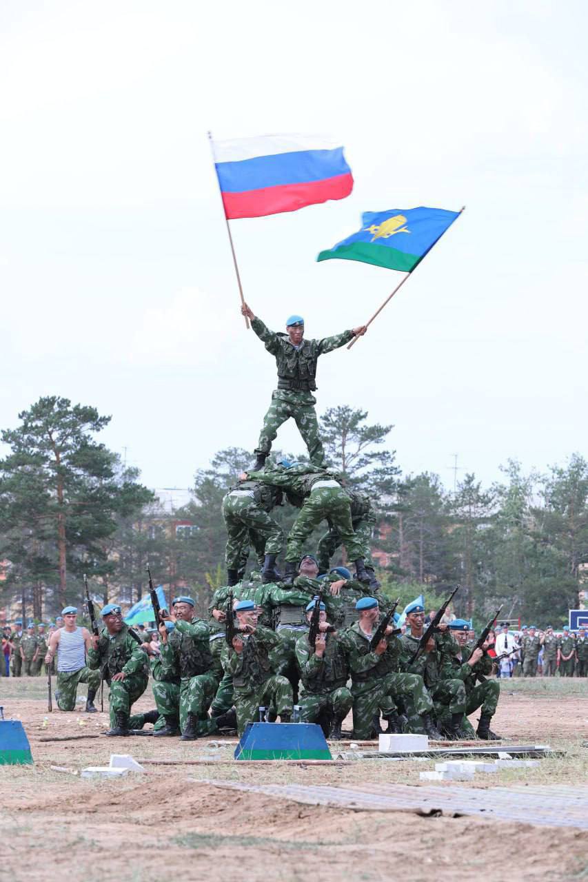 Игорь Шутенков: Дорогие друзья, от администрации города и от себя лично от всей души поздравляю вас с Днем защитника Отечества! Игорь Шутенков: Дорогие друзья, от администрации города и от себя лично от всей души поздравляю вас с Днем защитника Отечества!