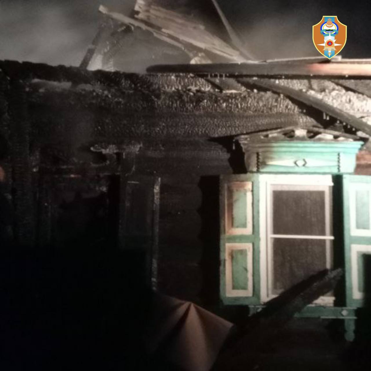 Двое детей и женщина погибли на пожаре в Бурятии