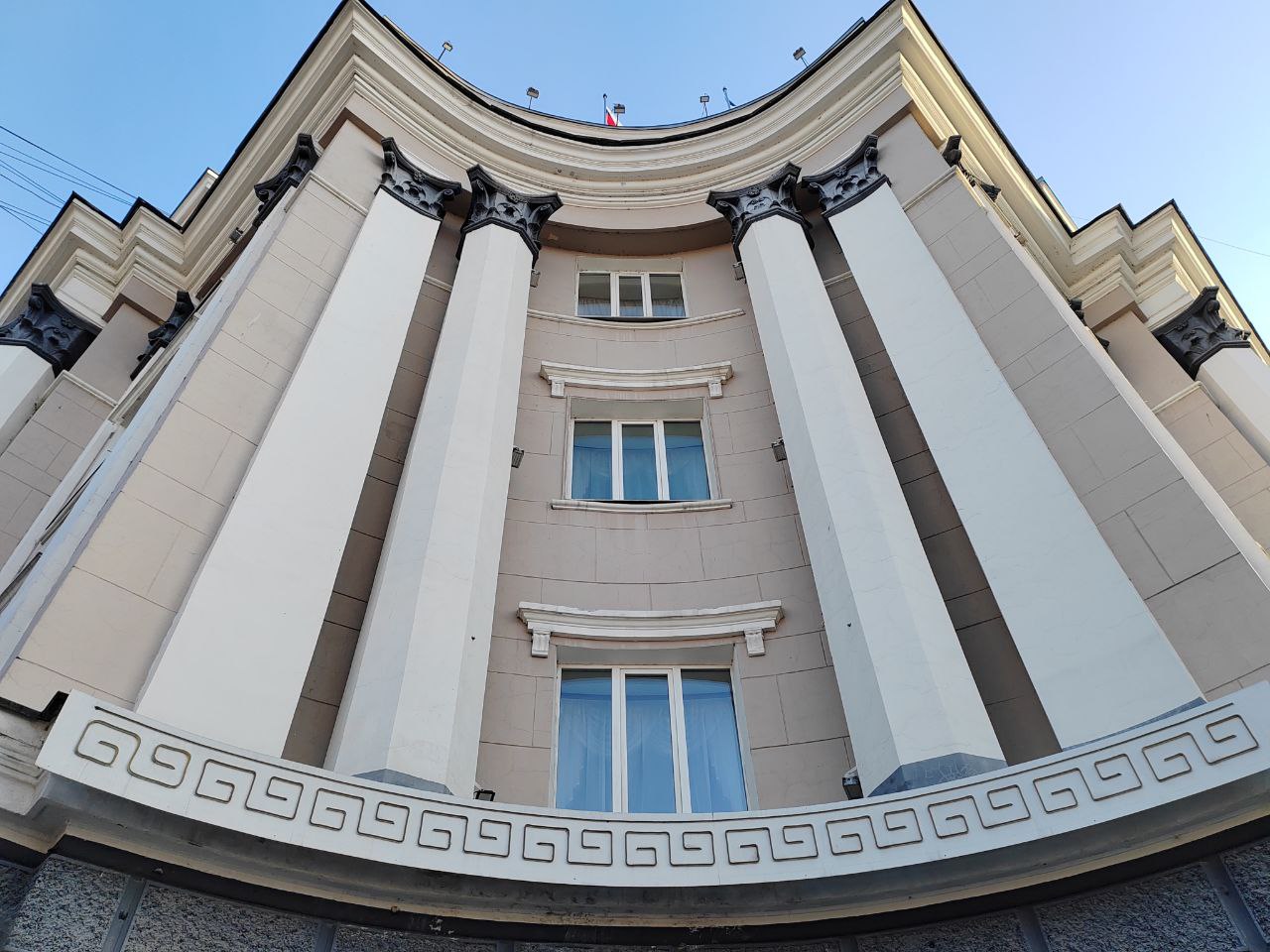 Депутаты Народного Хурала не задали восьмому зампреду ни одного вопроса Депутаты Народного Хурала не задали восьмому зампреду ни одного вопроса