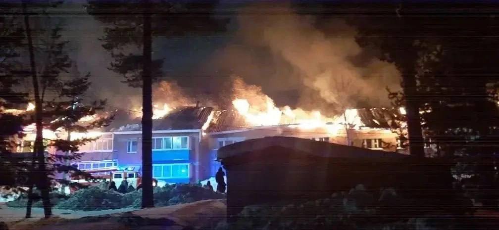 Прокуратура Бурятии начала проверку по факту крупного пожара в поселке Кичера