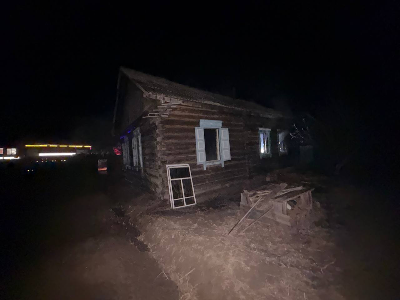 Соседи спасли сына-инвалида: в Следкоме Бурятии раскрыли подробности гибели двух человек на пожаре