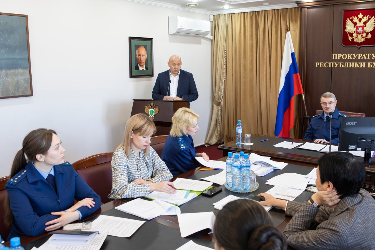 В прокуратуре республики прошло межведомственное совещание по профилактике подростковой преступности и социального сиротства В прокуратуре республики прошло межведомственное совещание по профилактике подростковой преступности и социального сиротства