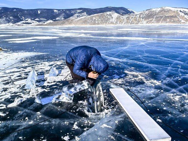 Учёные изучают трещины на Байкале для поиска предвестников землетрясений