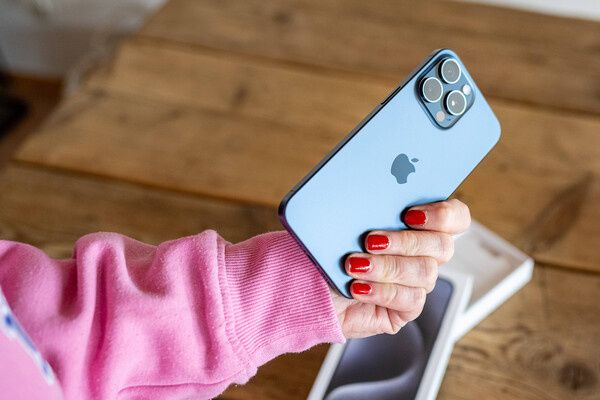 Apple ограничила доступ к своим сервисам для депутатов Госдумы