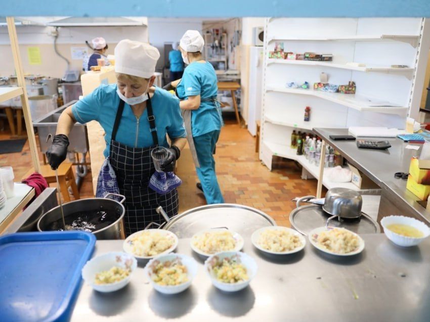 #* Подборка интересных новостей из регионов к этому часу