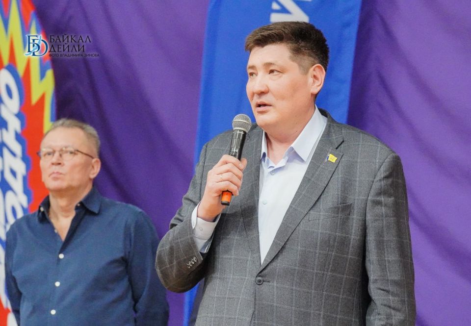 В Улан-Удэ стартовал международный турнир по баскетболу 3х3