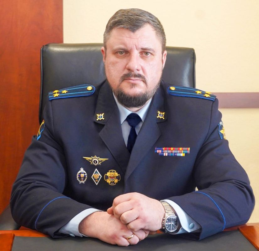 Поздравление заместителя министра – начальника Следственного управления МВД Бурятии Михаила Шеховцова с Днем образования органов предварительного следствия в системе МВД Российской Федерации