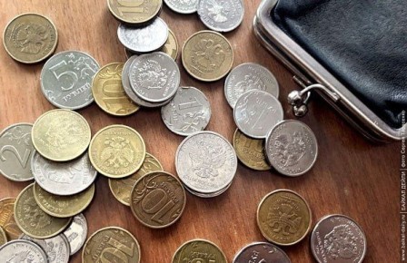 Жителям Бурятии предложили унести всю мелочь в банки