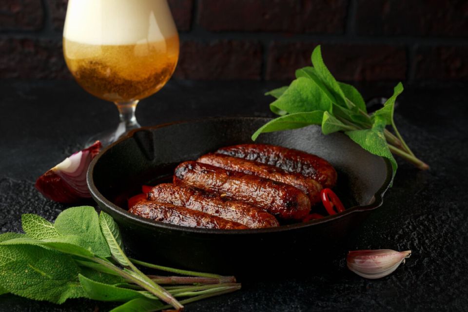 Как приготовить ароматные куриные сосиски в домашних условиях