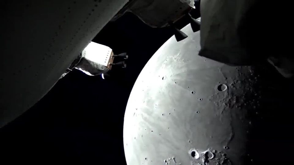 Таймлапс облета Луны: начало из Artemis I, продолжение из Artemis II