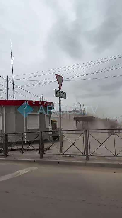 Кажется, ураган уже начинается