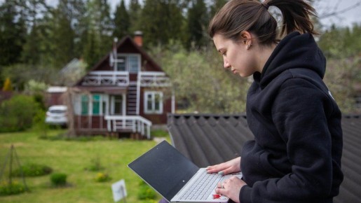 Когда отсутствие интернета может стать причиной увольнения?