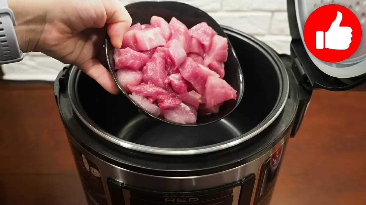 Свинина в ореховом соусе в мультиварке: простой обед или ужин без хлопот