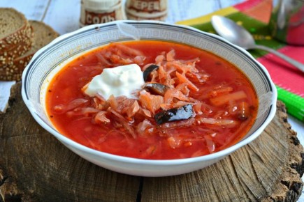 Борщ с баклажанами: новое звучание классического блюда