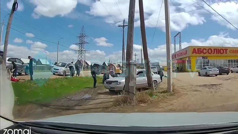 Таксист помог женщине, которой стало плохо за рулем