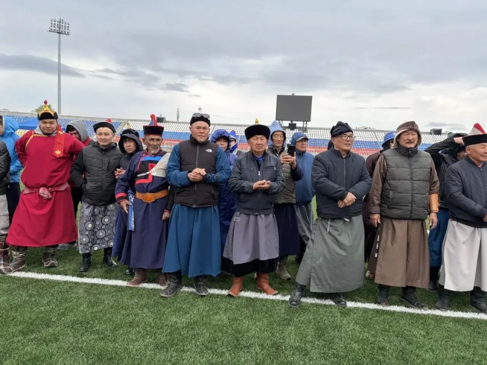 Сборная Бурятии определилась с участниками Алтарганы по бухэ барилдаан Сборная Бурятии определилась с участниками Алтарганы по бухэ барилдаан