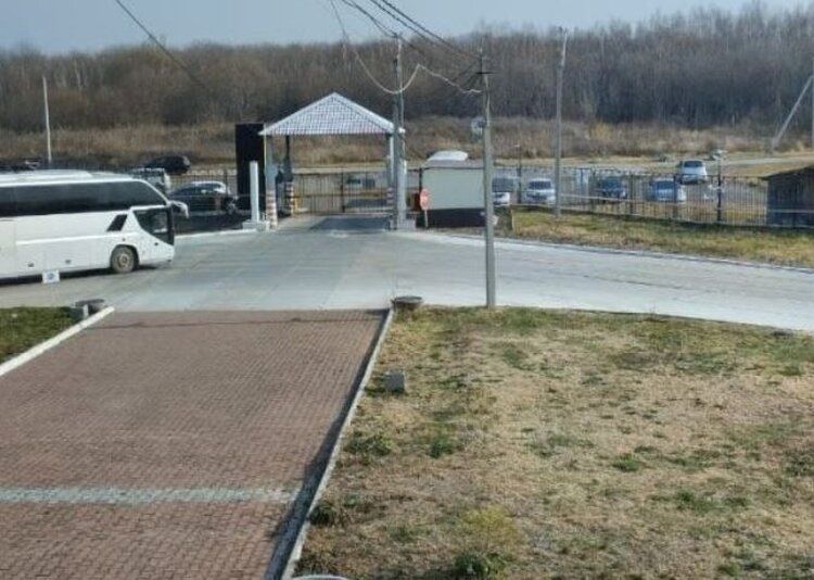 Китайские картофельные клубни не пропустили через границу России