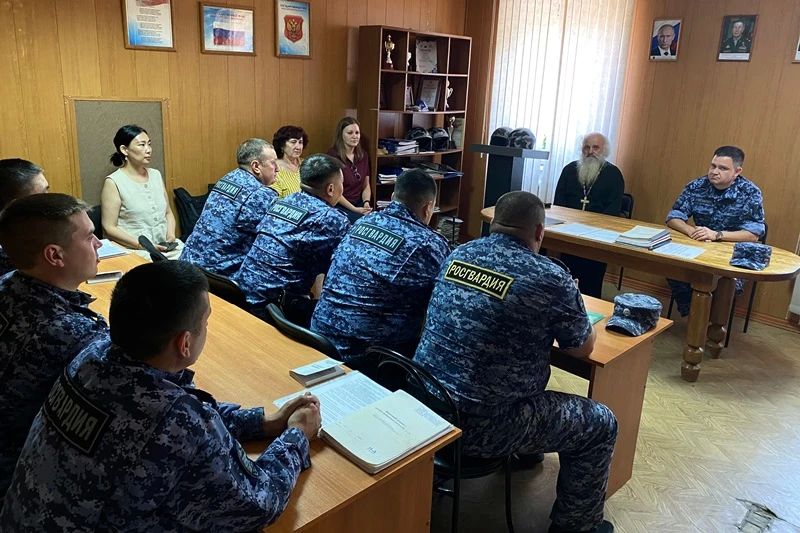Росгвардейцы Бурятии приняли участие в праздничном молебне в день семьи, любви и верности Росгвардейцы Бурятии приняли участие в праздничном молебне в день семьи, любви и верности