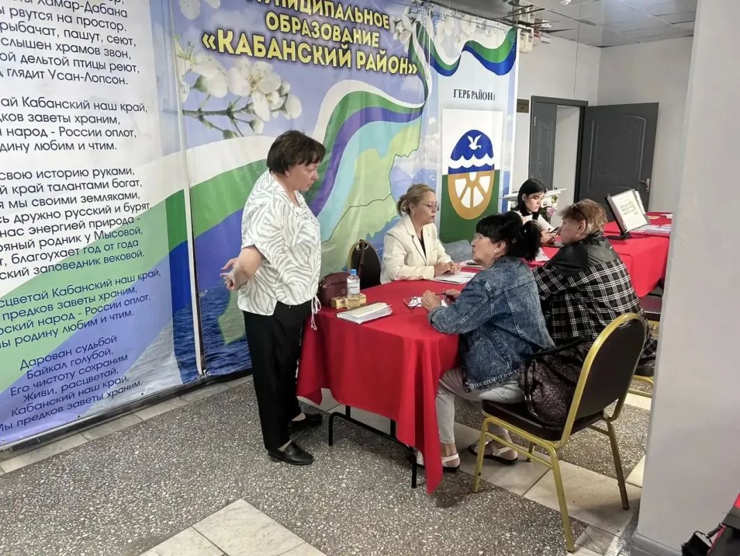 В Кабанском районе проведен Единый день семейного права: прокуратура и социальные ведомства оказали правовую помощь десяткам семей В Кабанском районе проведен Единый день семейного права: прокуратура и социальные ведомства оказали правовую помощь десяткам семей