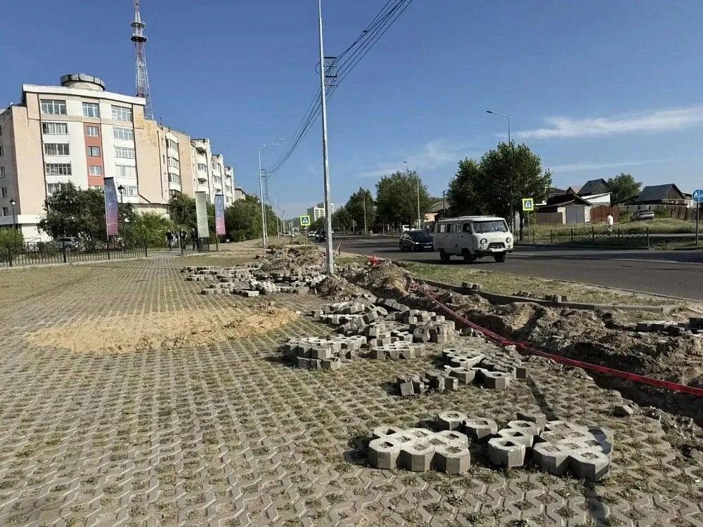 В Улан-Удэ на улице Бабушкина готовят дорогу для третьей полосы