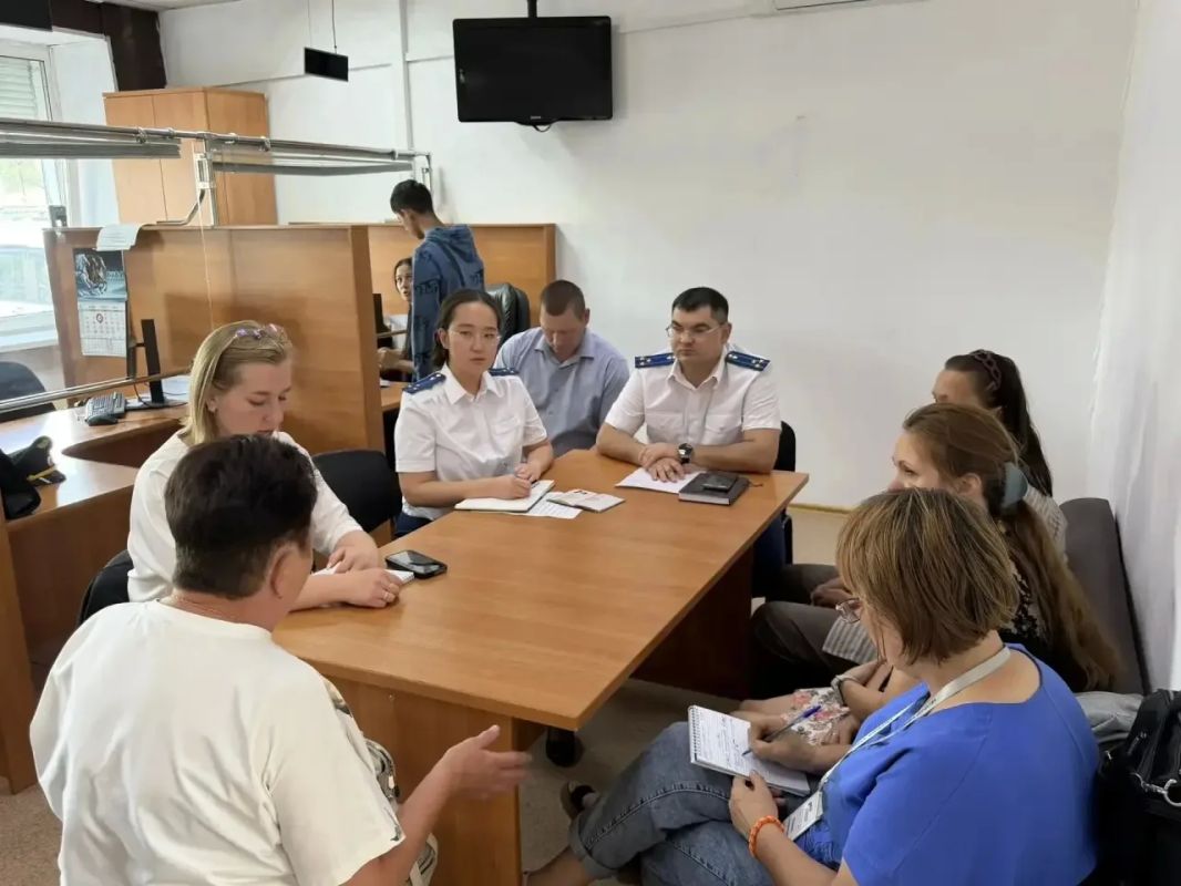 Прокурор Прибайкальского района провел личный прием граждан Прокурор Прибайкальского района провел личный прием граждан