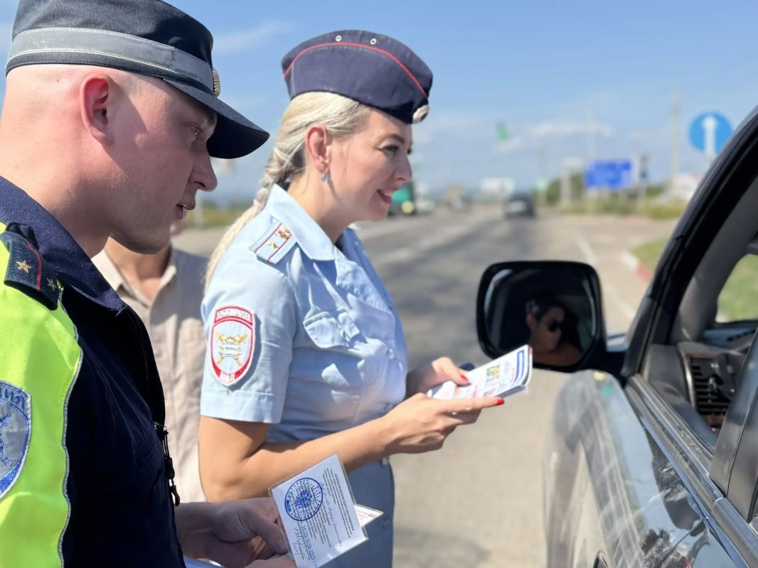 Акцию «Безопасное лето» на автомобильных дорогах региона провели сотрудники Госавтоинспекции Акцию «Безопасное лето» на автомобильных дорогах региона провели сотрудники Госавтоинспекции