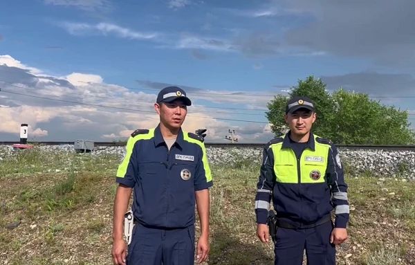 Автоинспекторов из Бурятии наградят за спасение человека