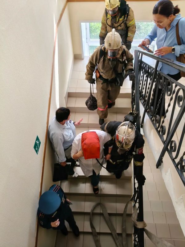 В госпитале МВД Бурятии прошли пожарно-тактические учения В госпитале МВД Бурятии прошли пожарно-тактические учения