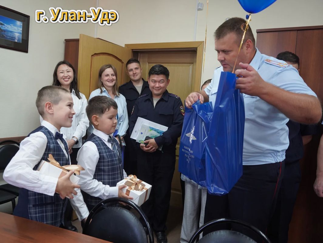 Пусть дальше будет так же светло и радостно!