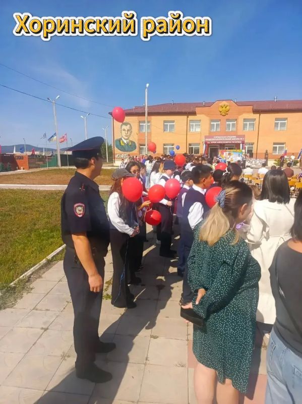 Пусть дальше будет так же светло и радостно! Пусть дальше будет так же светло и радостно!