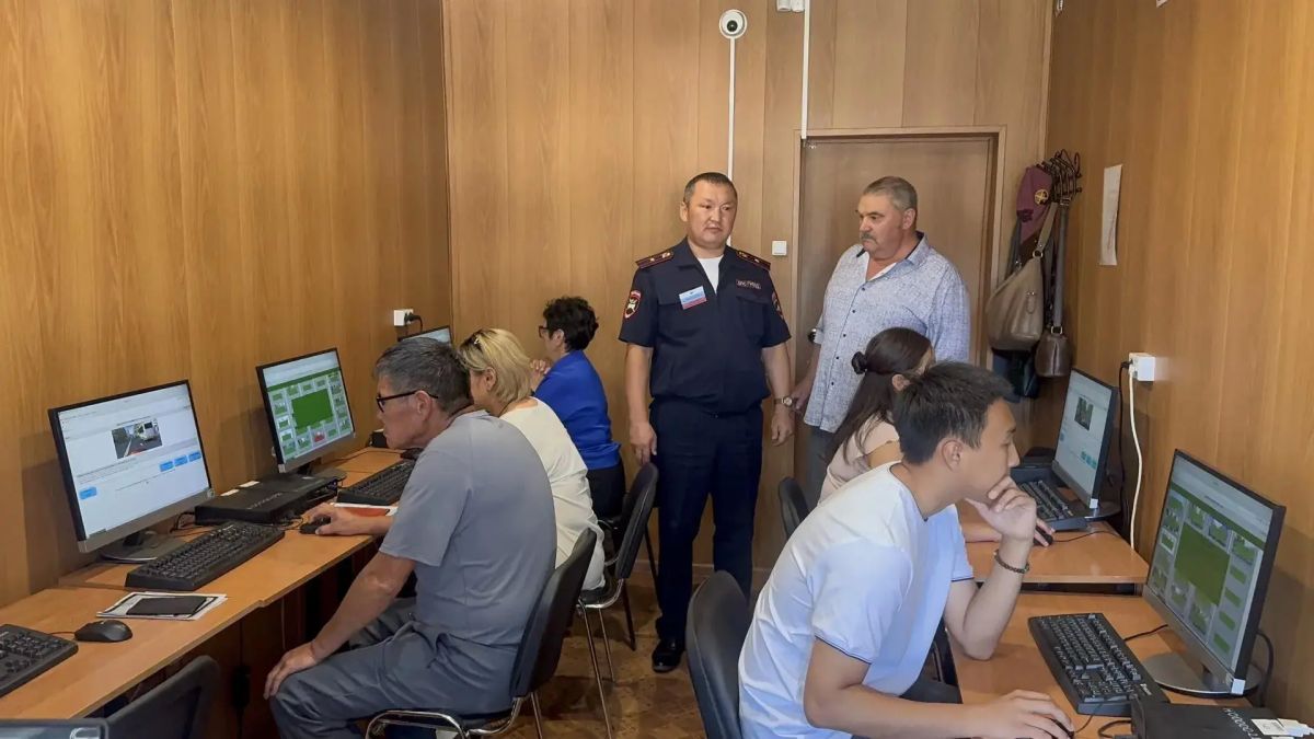 Общественник оценили качество госуслуг в РЭО ГИБДД ОМВД России по Иволгинского района Общественник оценили качество госуслуг в РЭО ГИБДД ОМВД России по Иволгинского района