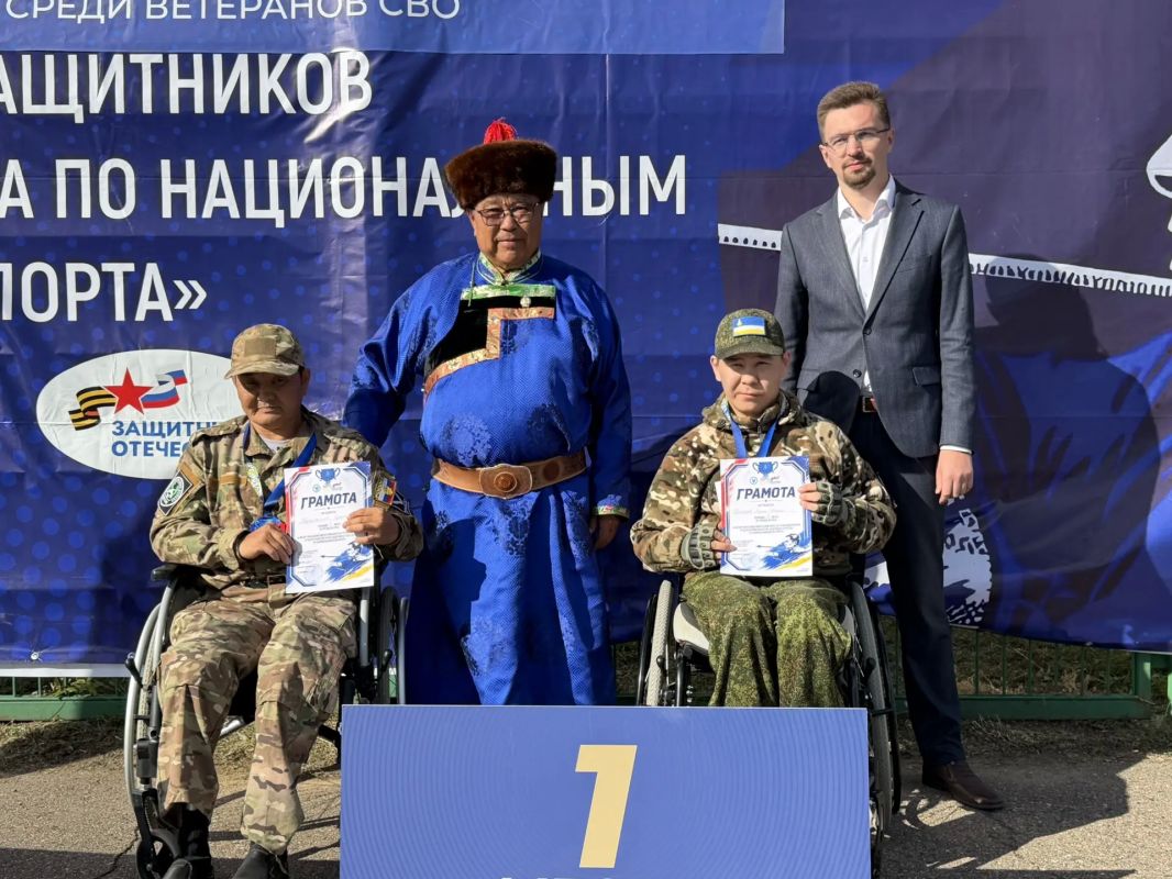 Октябрьский район стал победителем «Кубка защитников Отечества» Октябрьский район стал победителем «Кубка защитников Отечества»