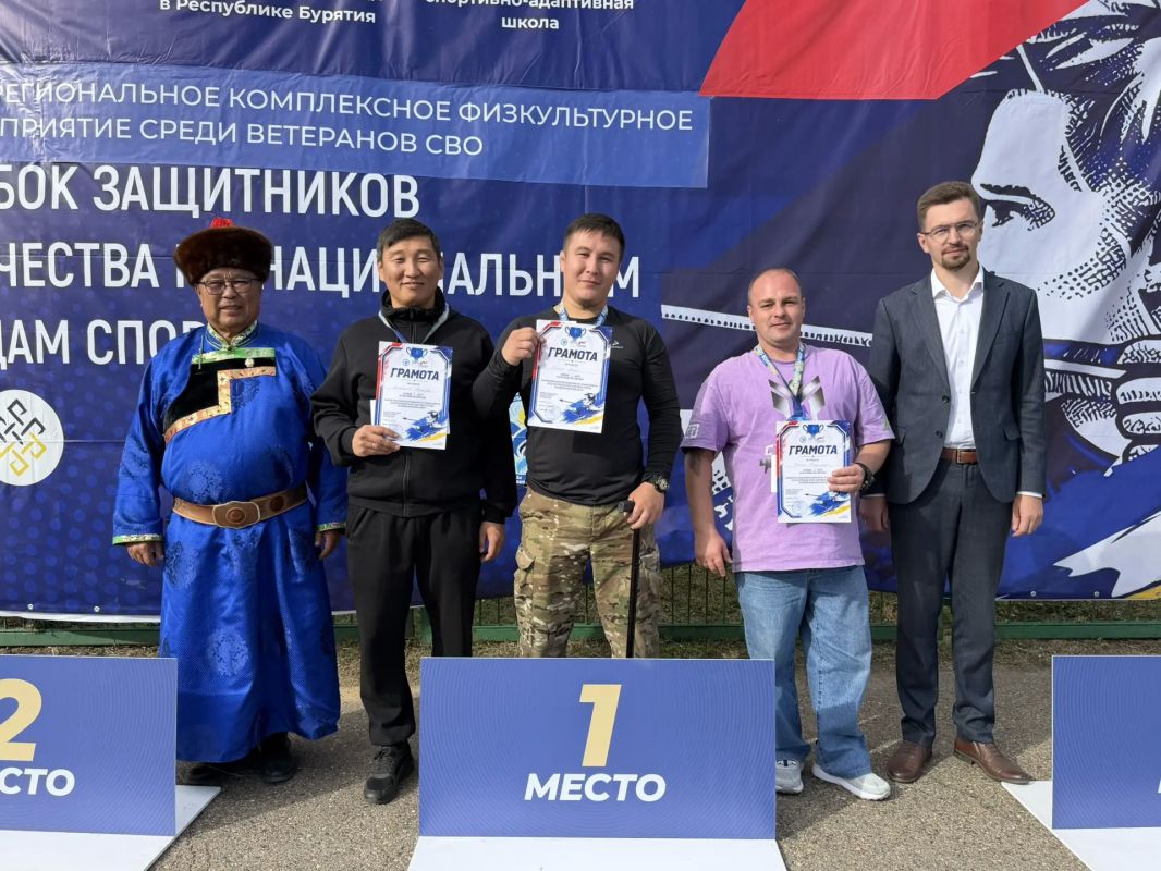 Октябрьский район стал победителем «Кубка защитников Отечества» Октябрьский район стал победителем «Кубка защитников Отечества»