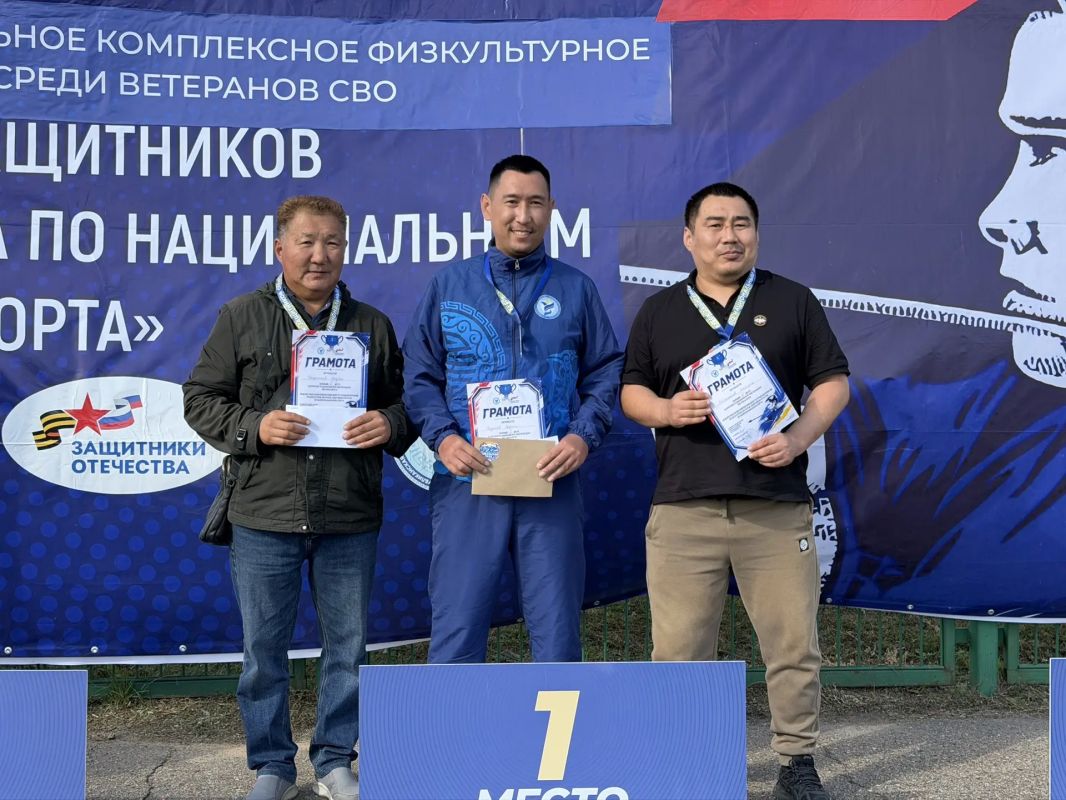 Октябрьский район стал победителем «Кубка защитников Отечества» Октябрьский район стал победителем «Кубка защитников Отечества»