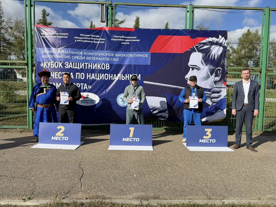 Октябрьский район стал победителем «Кубка защитников Отечества» Октябрьский район стал победителем «Кубка защитников Отечества»