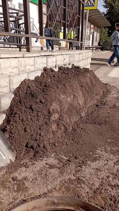 В Улан-Удэ чистят ливнёвки перед дождями В Улан-Удэ чистят ливнёвки перед дождями