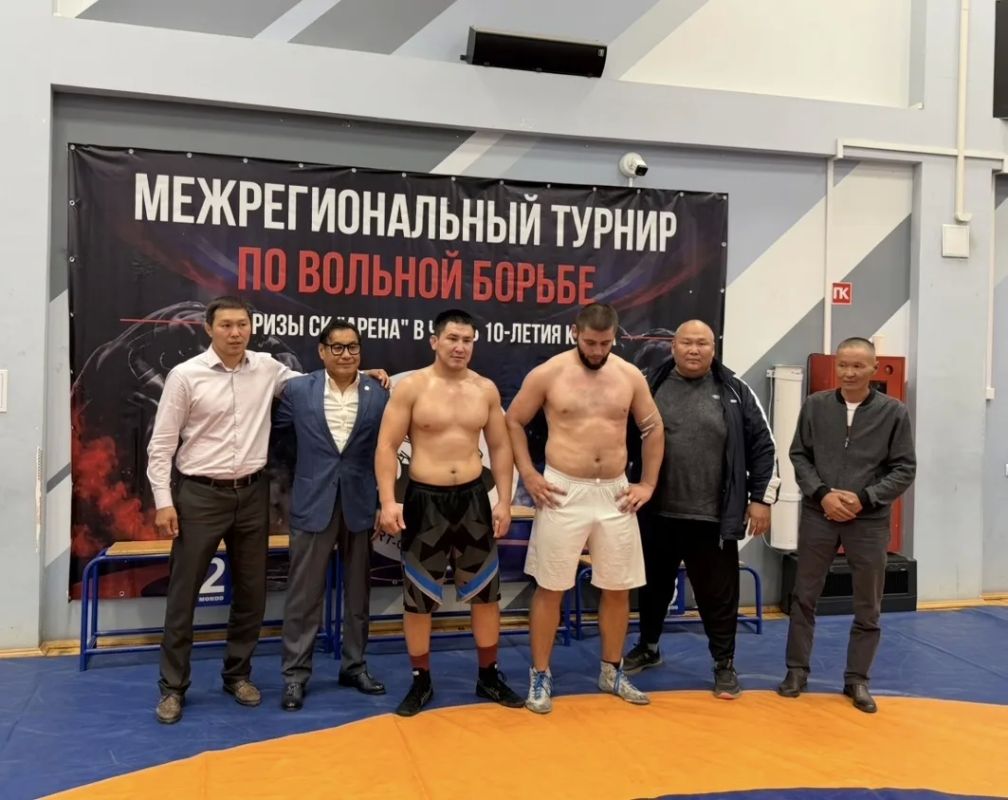 Абсолютного чемпиона по бухэ барилдан определили на межрегиональном турнире Абсолютного чемпиона по бухэ барилдан определили на межрегиональном турнире