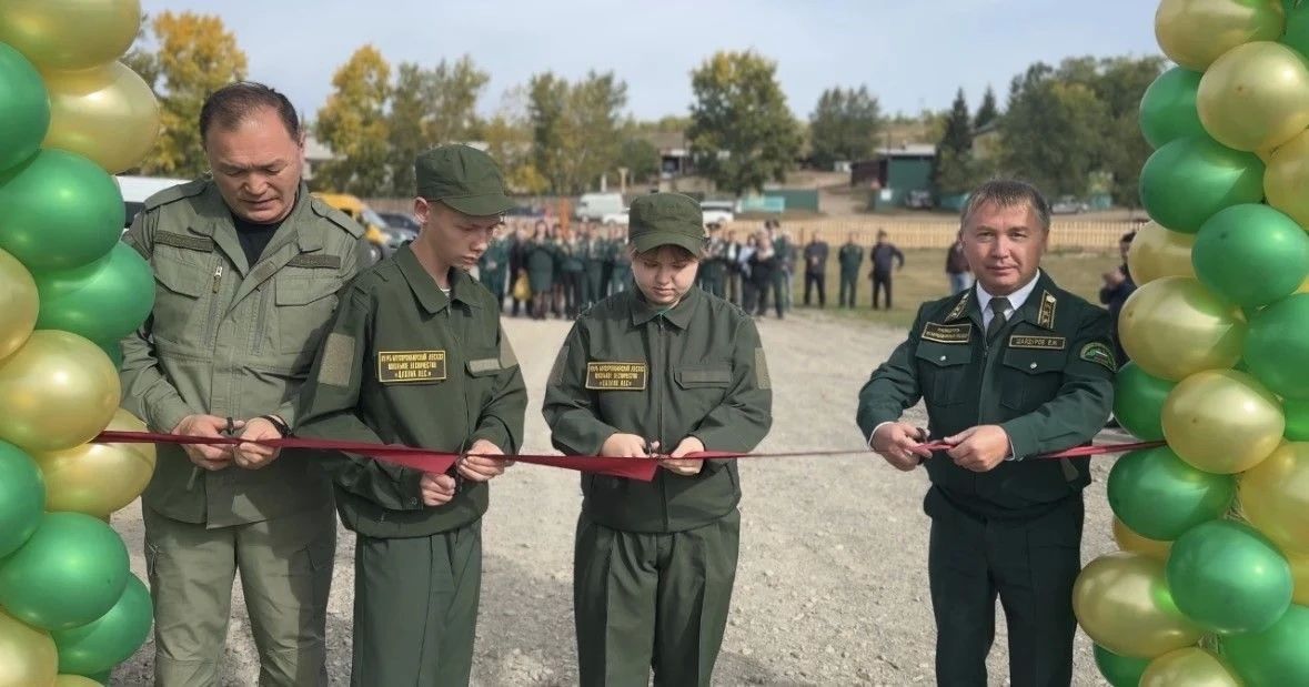 В Мухоршибирском районе открыли теплицу полного цикла по выращиванию сосны В Мухоршибирском районе открыли теплицу полного цикла по выращиванию сосны
