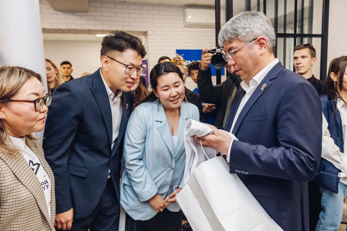 Сегодня в Улан-Удэ открылось молодёжное пространство «Молод Залуу» — центр, который мы ждали и к которому шли вместе с вами Сегодня в Улан-Удэ открылось молодёжное пространство «Молод Залуу» — центр, который мы ждали и к которому шли вместе с вами