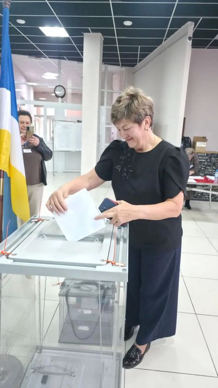 В республике проголосовали на выборах депутатов Государственной Думы девятого созыва первые избиратели В республике проголосовали на выборах депутатов Государственной Думы девятого созыва первые избиратели
