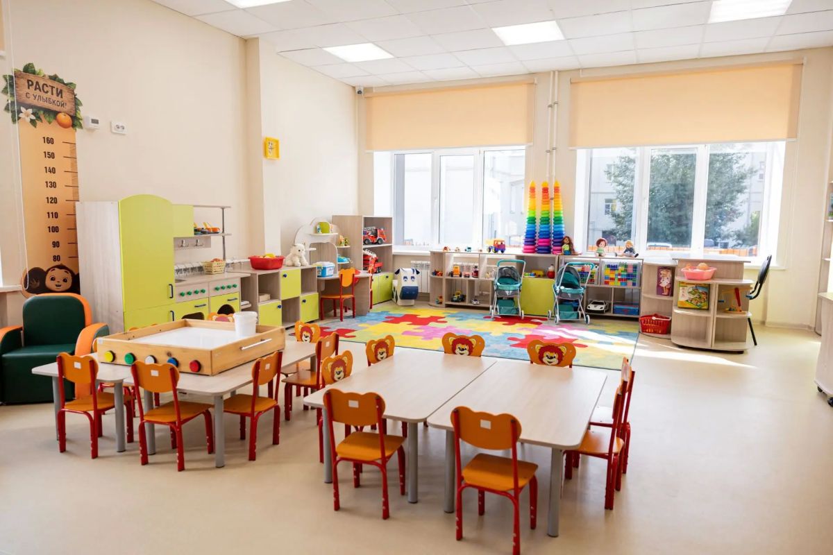 Из старого детсада – в современный: 187 детей уже вернулись в обновлённые группы «Чебурашки» Из старого детсада – в современный: 187 детей уже вернулись в обновлённые группы «Чебурашки»
