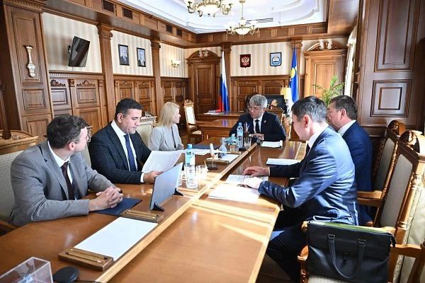 Замминистра промышленности России проверила, как в Бурятии работает «Честный знак»
