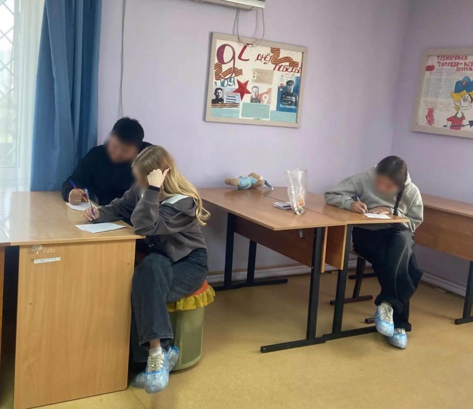 В ЦВСНП прошёл социально-психологический тренинг «Взрослые шаги» для подростков, состоящих на учёте В ЦВСНП прошёл социально-психологический тренинг «Взрослые шаги» для подростков, состоящих на учёте
