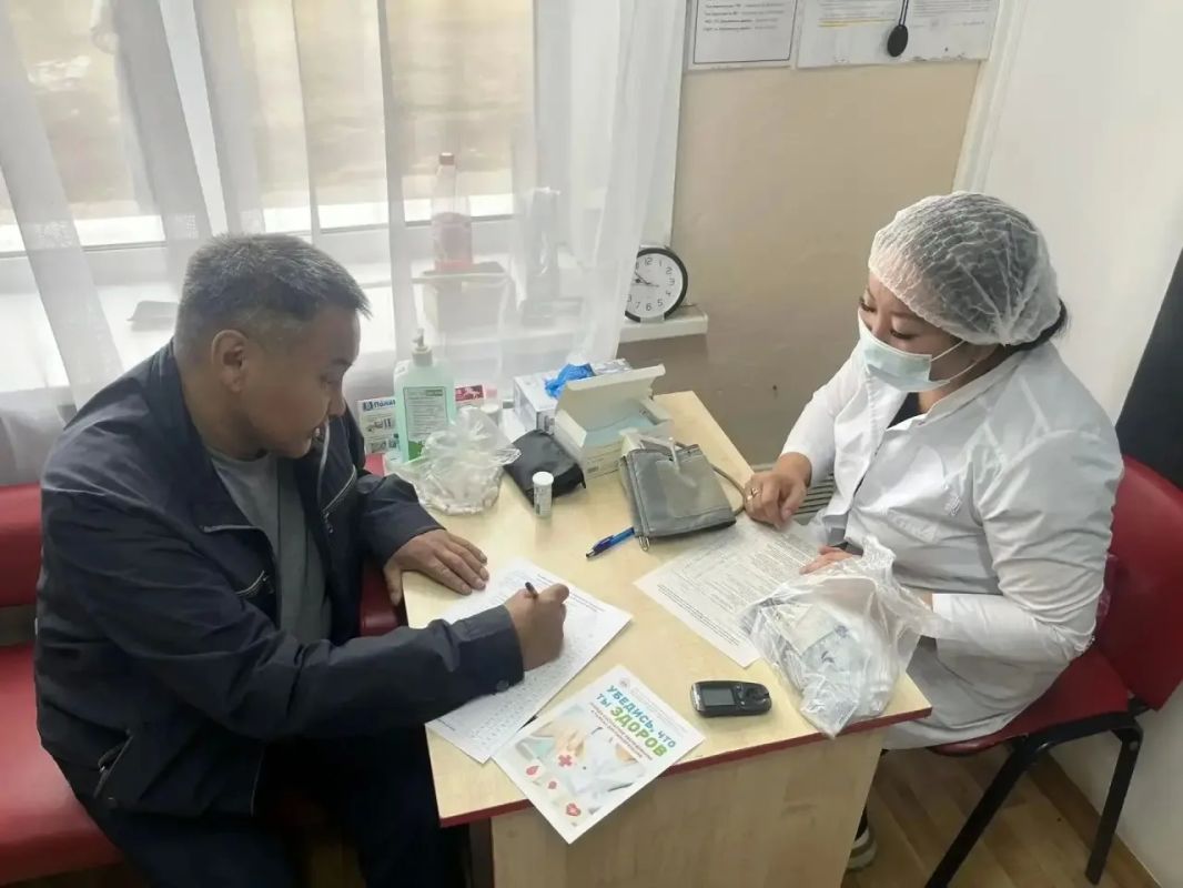 В Джидинском районе избиратели могут проверить здоровье на УИКах В Джидинском районе избиратели могут проверить здоровье на УИКах