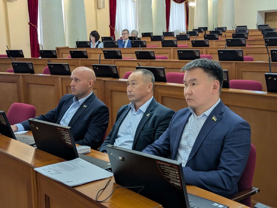 На заседании Комитета по государственному устройству, местному самоуправлению, законности и вопросам государственной службы депутаты заслушали главу Баунтовского района Николая Ковалева На заседании Комитета по государственному устройству, местному самоуправлению, законности и вопросам государственной службы депутаты заслушали главу Баунтовского района Николая Ковалева