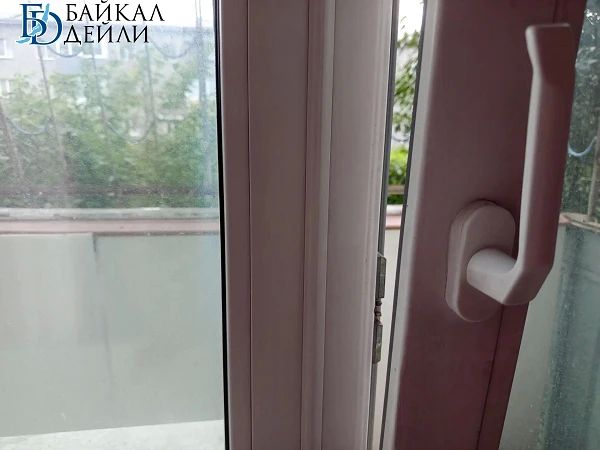 В Улан-Удэ из окна школы выпала 11-классница