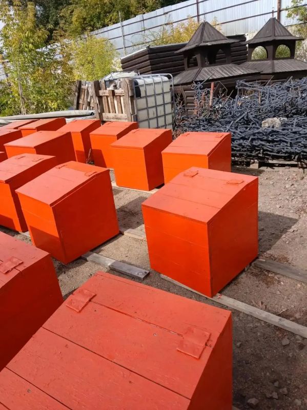 Улан-Удэ готовится к зиме заранее: начинается установка ящиков для песка Улан-Удэ готовится к зиме заранее: начинается установка ящиков для песка