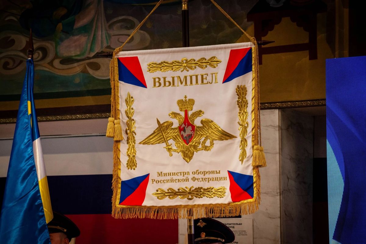 Председатель Общественного совета при МВД Бурятии награждён Министром обороны РФ Председатель Общественного совета при МВД Бурятии награждён Министром обороны РФ